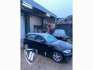 demontáž osobní automobily BMW 1-serie 1 serie (E87/87N), Hatchback 5-drs, 2003 / 2012 120i 16V 2004/9