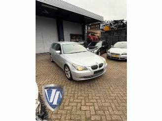 Coche siniestrado BMW 5-serie 5 serie Touring (E61), Combi, 2004 / 2010 525i 24V 2009/11