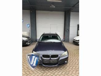 Coche siniestrado BMW 3-serie 3 serie Touring (E91), Combi, 2004 / 2012 318i 16V 2009/10