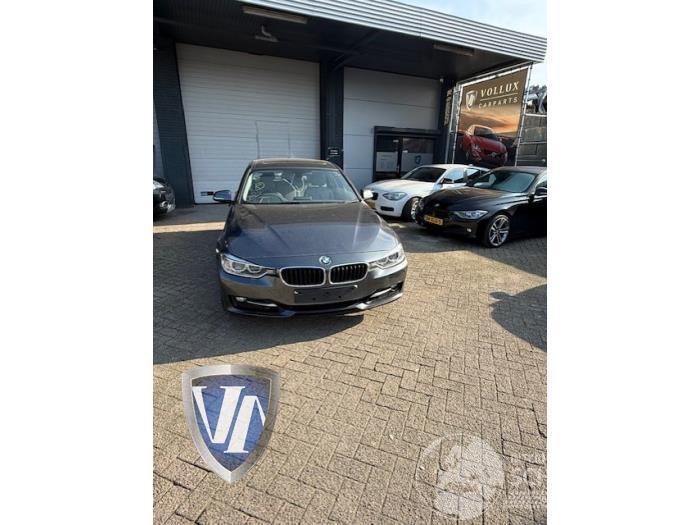 BMW 3-serie 3 serie (F30), Sedan, 2011 / 2018 328i 2.0 16V