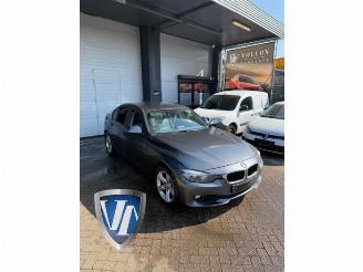 Salvage car BMW 3-serie 3 serie (F30), Sedan, 2011 / 2018 320d 2.0 16V 2013/8