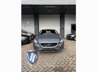 Uttjänta bilar auto Volvo V-40 V40 (MV), Hatchback 5-drs, 2012 / 2019 2.0 D4 16V 2015/9