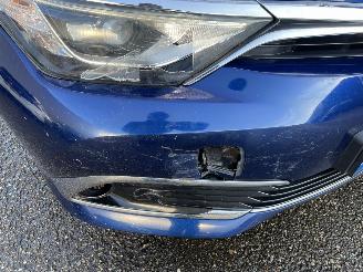 Toyota Auris 1.8 hybrid picture 7