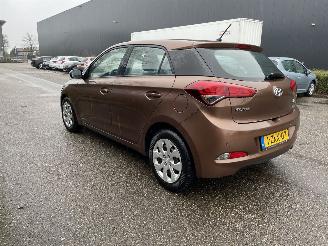 Hyundai I-20 1.2 5drs airco picture 6