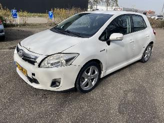 skadebil auto Toyota Auris 1.8 hybrid 2011/7