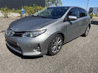 skadebil auto Toyota Auris 1.8 hybrid 2013/8