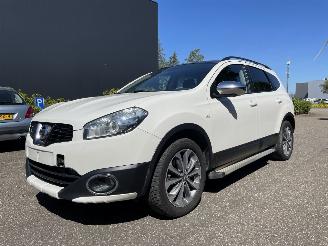 damaged passenger cars Nissan Qashqai+2 1.6 D 96kw 7pers. 2014/1