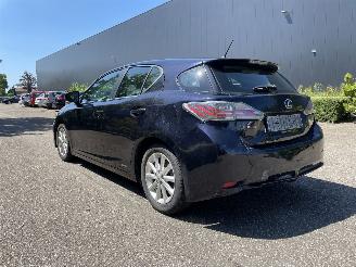 Voiture accidenté Lexus Ct 1.8 hybrid 2011/10