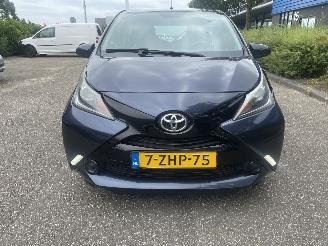 Toyota Aygo 5drs xplay picture 2