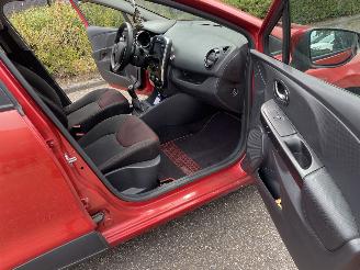 Renault Clio 0.9T 5DRS picture 13