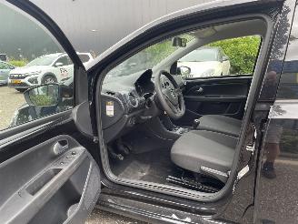 Volkswagen Up! 5drs airco picture 12