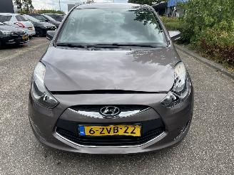 Hyundai Ix20 1.4 airco picture 2