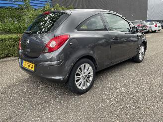Opel Corsa 1.4 aut. cosmo picture 4