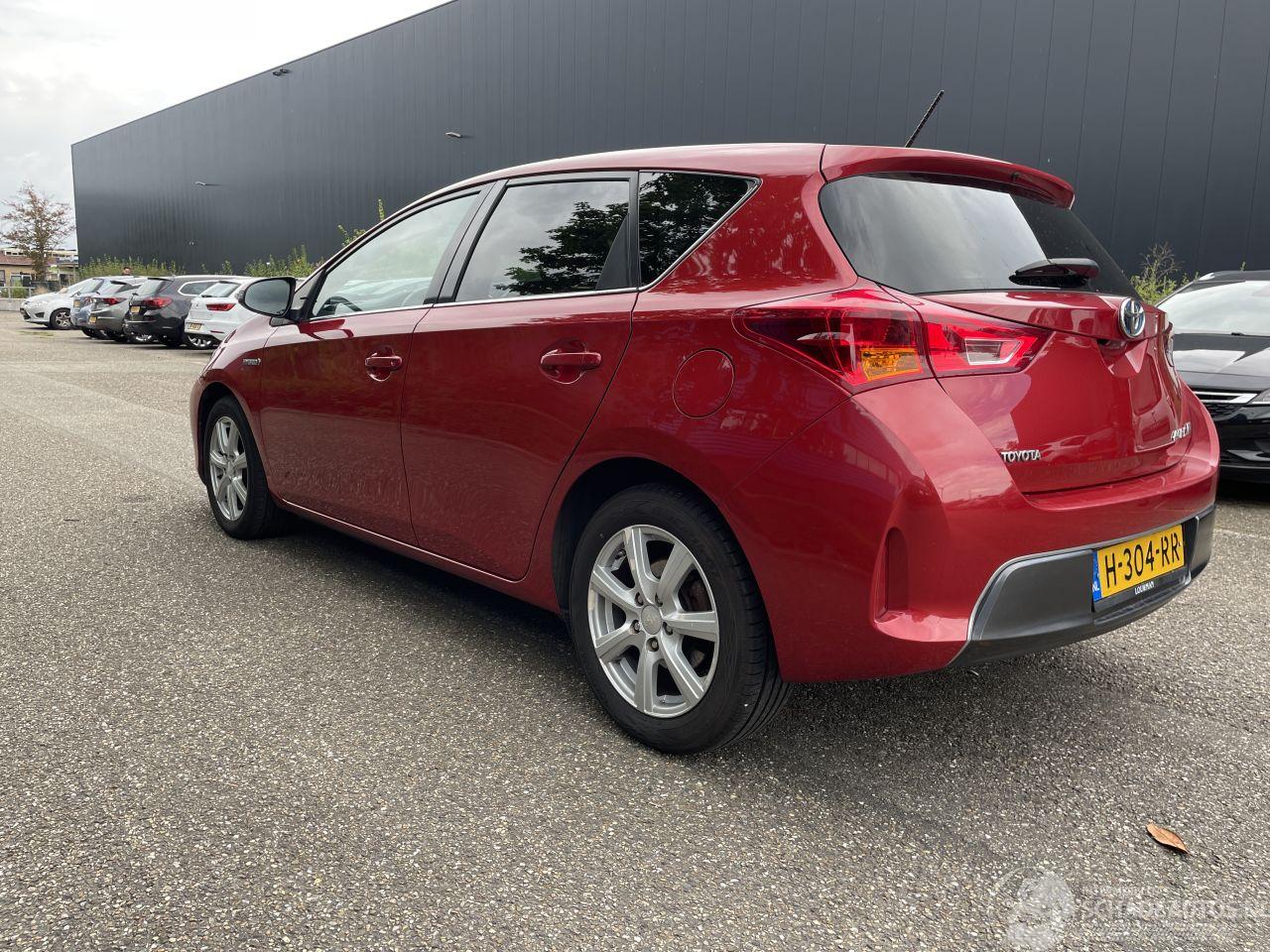 Toyota Auris 1.8 hybrid