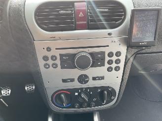 Opel Tigra 1.8 picture 11
