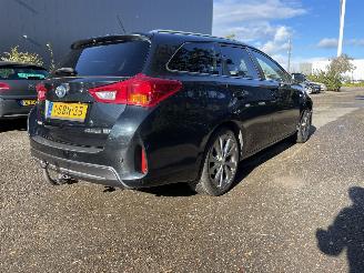 Toyota Auris 1.8 hybrid picture 4