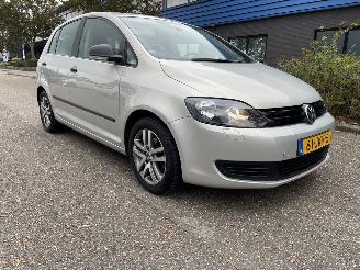 Voiture accidenté Volkswagen Golf plus 1.4 aut. 2009/9