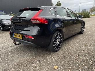 Volvo V-40 2.0d picture 3