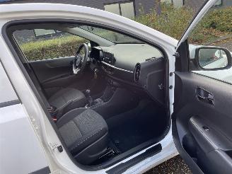 Kia Picanto 1.0 5drs airco picture 8