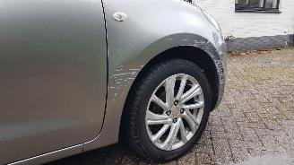 Suzuki Swift HYBRID picture 21