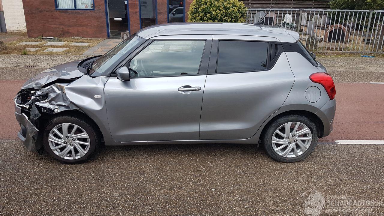 Suzuki Swift HYBRID