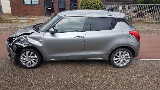 Suzuki Swift HYBRID picture 1