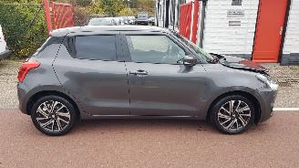 krockskadad bil auto Suzuki Swift AUTOMAAT 2023/9
