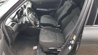 Suzuki Swift AUTOMAAT picture 15
