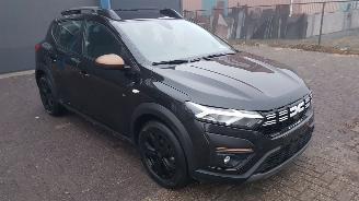 krockskadad bil auto Dacia Sandero STEPWAY 2023/10