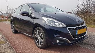 Peugeot 208 1.2 pure tech picture 5