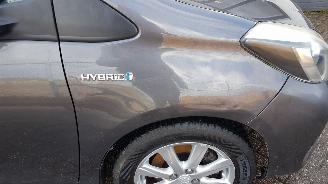 Toyota Yaris 1.5 FULL HYBRID DYNAMIC picture 26