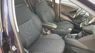 Peugeot 208 Tech Edition 110PK picture 17