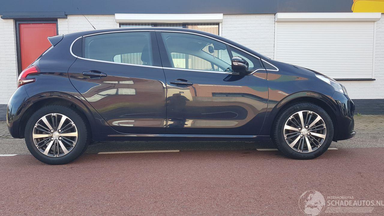 Peugeot 208 Tech Edition 110PK