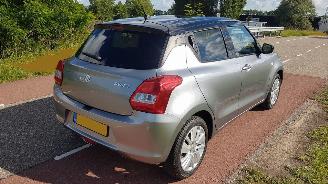 Suzuki Swift  picture 4