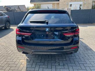 krockskadad bil auto BMW 5-serie E M Sport Touring Panorama Hud 2021/8