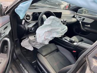 Mercedes Cla-klasse 180d Shooting Brake AMG Panorama picture 16