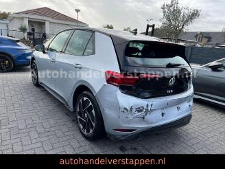 Volkswagen ID.3 Pro Life  Rijbaar/Drive ready picture 9