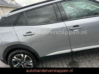 Peugeot 2008 e II Allure Pack Full Elektro picture 6