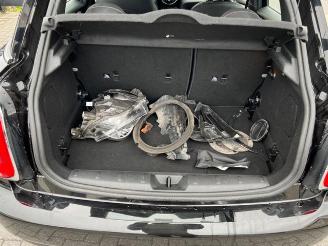 Mini One 75KW Essential Trim Navi picture 10