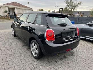 Mini One 75KW Essential Trim Navi picture 3