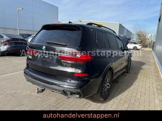 BMW X7 M50d 294KW Pano Sky -Executive- 6Sitzer picture 3