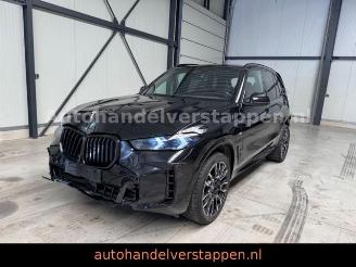 krockskadad bil auto BMW X5 50 e xDrive M Sport Pano Air ACC 2023/8