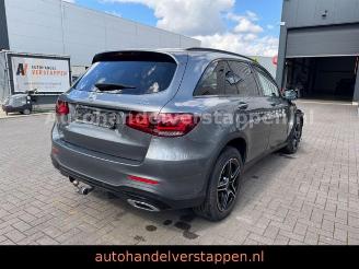 Mercedes GLC 200 d 4Matic AMG Sport Pano AHK picture 2