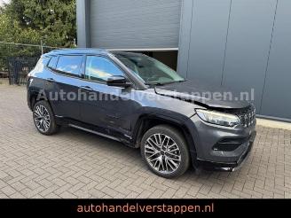 Jeep Compass 1.3l T4-PHEV 177kW Summit Automatik 4WD picture 4