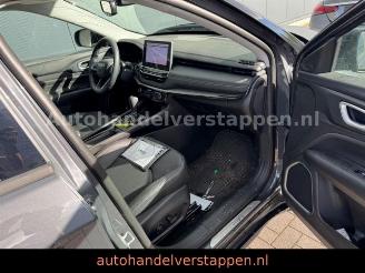 Jeep Compass 1.3l T4-PHEV 177kW Summit Automatik 4WD picture 13