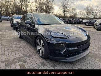 skadebil auto Porsche Macan Electric 4 PDLS+ PASM Hud BOSE 2024/11