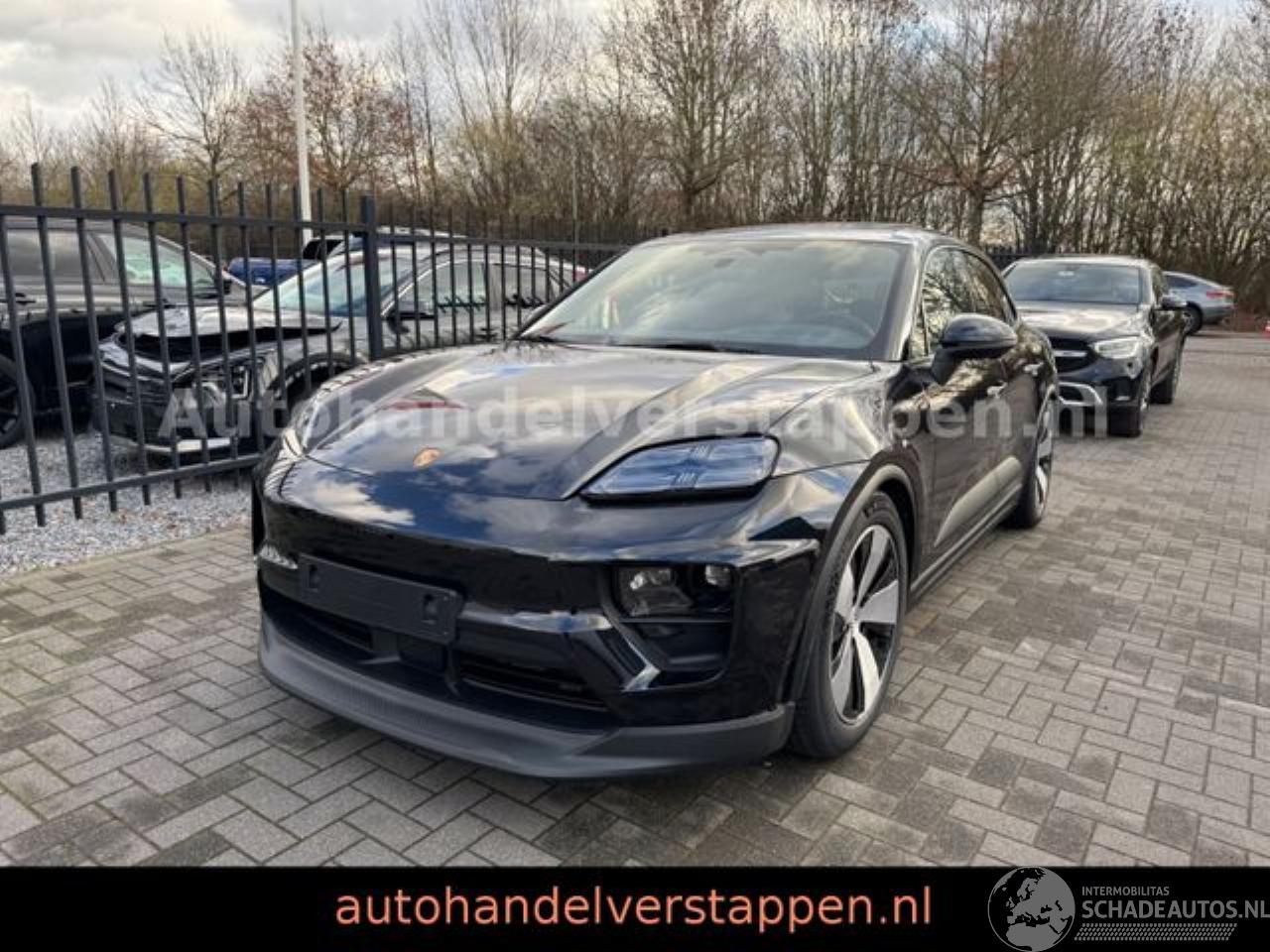 Porsche Macan Electric 4 PDLS+ PASM Hud BOSE