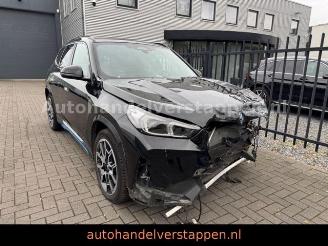 skadebil auto BMW iX1 30 xDrive xLine 230KW Harman Pano 2023/6