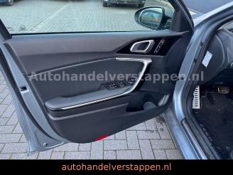 Kia Cee d Ceed Sportswagon Plug-in Hybrid Platinum Edition picture 21