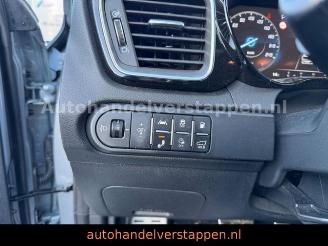 Kia Cee d Ceed Sportswagon Plug-in Hybrid Platinum Edition picture 24